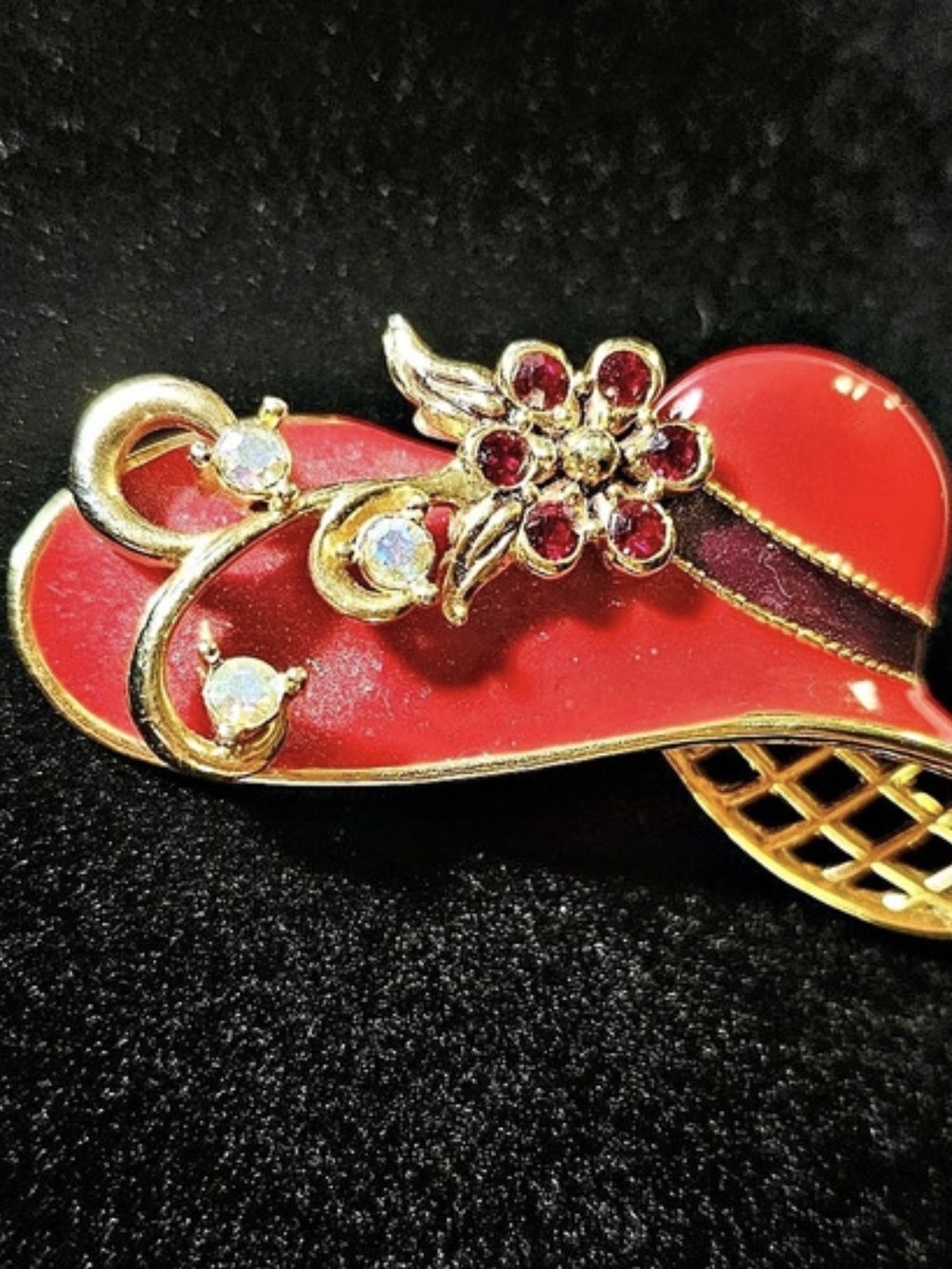 Vintage Avon Jewelry Red Hat Society Hat Brooch Pin Enamel with Rhinestones